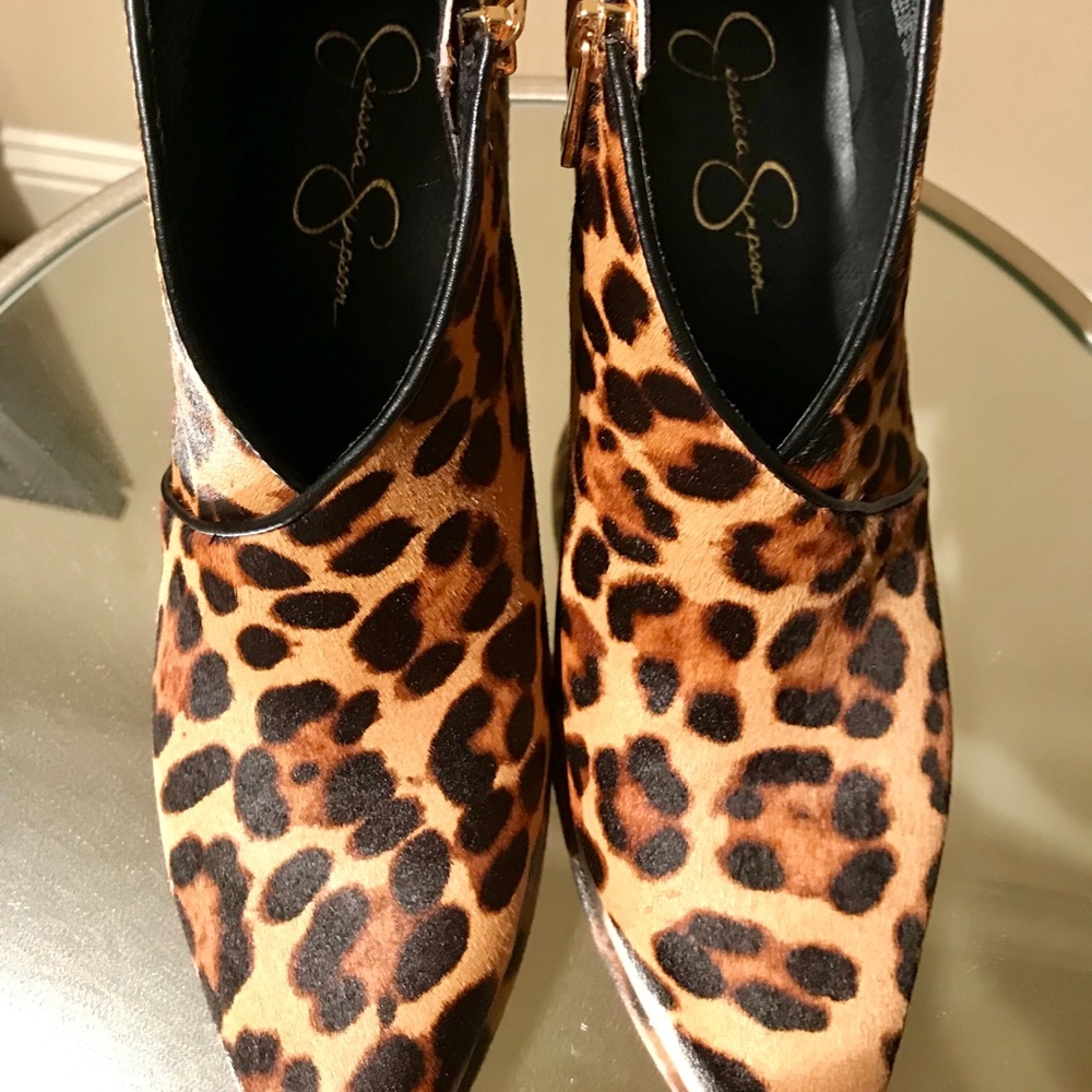 🐆 Jessica Simpson Natural Westwood Leopard Bootie - Picture 3 of 5